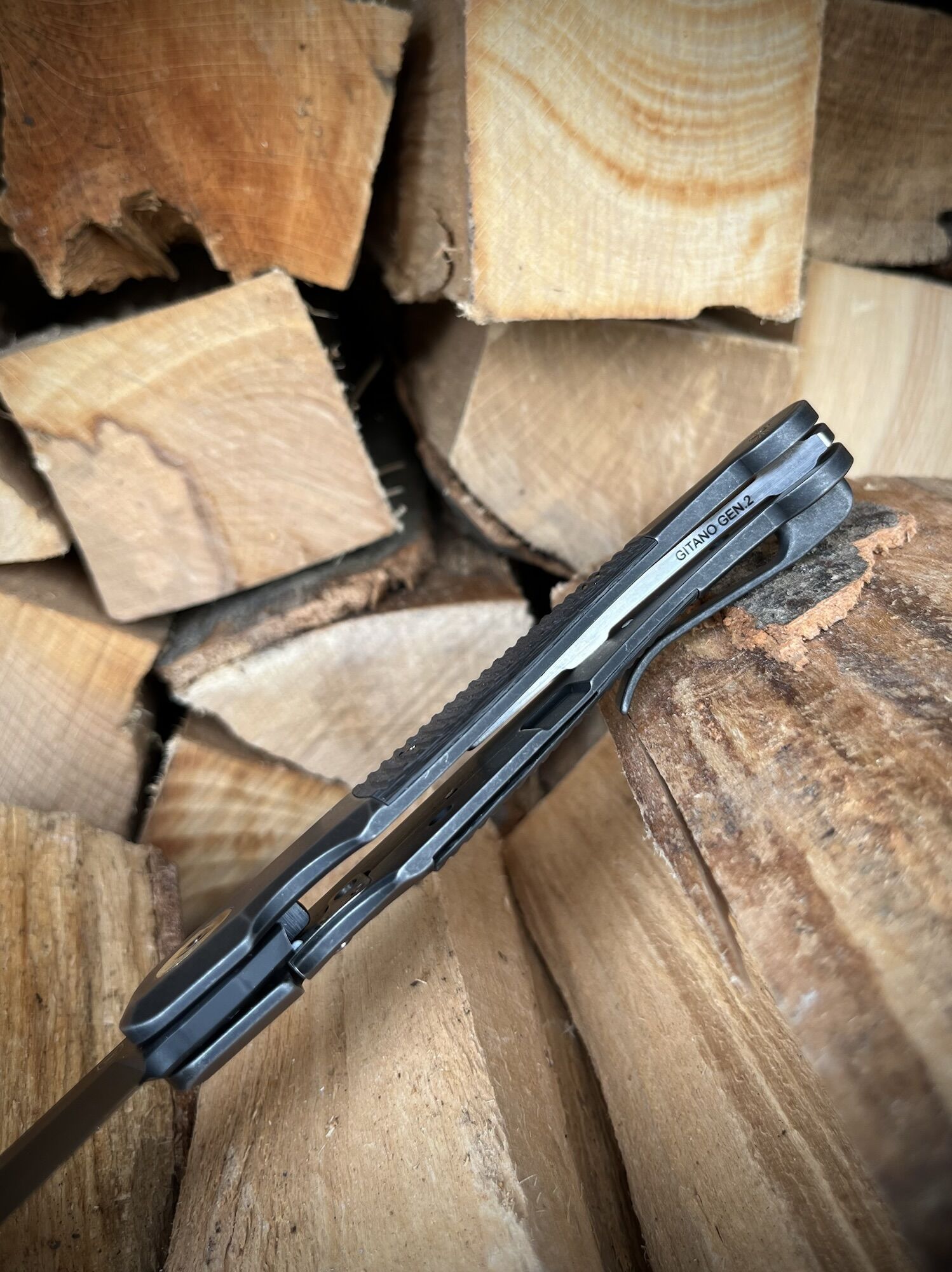 FOX Knives GVP "Gitano" Gen 2 / Magnacut PVD / Titan PVD 3K-CF Clip (ohne Flipper) – Bild 6