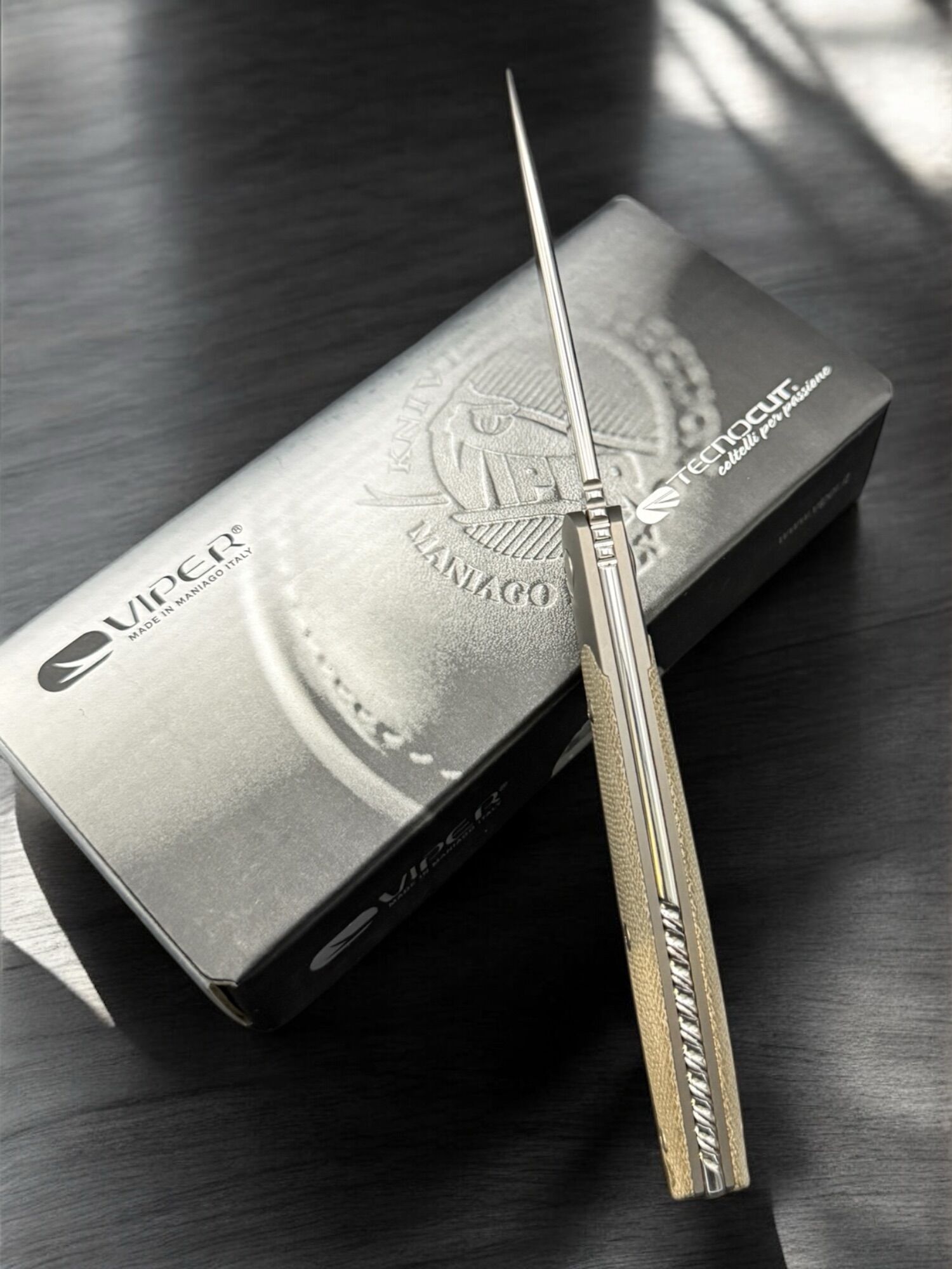 Viper | KEY 2/CV | Satin M390, Green Canvas Micarta - Designed by Jesper Voxnaes - Image 7