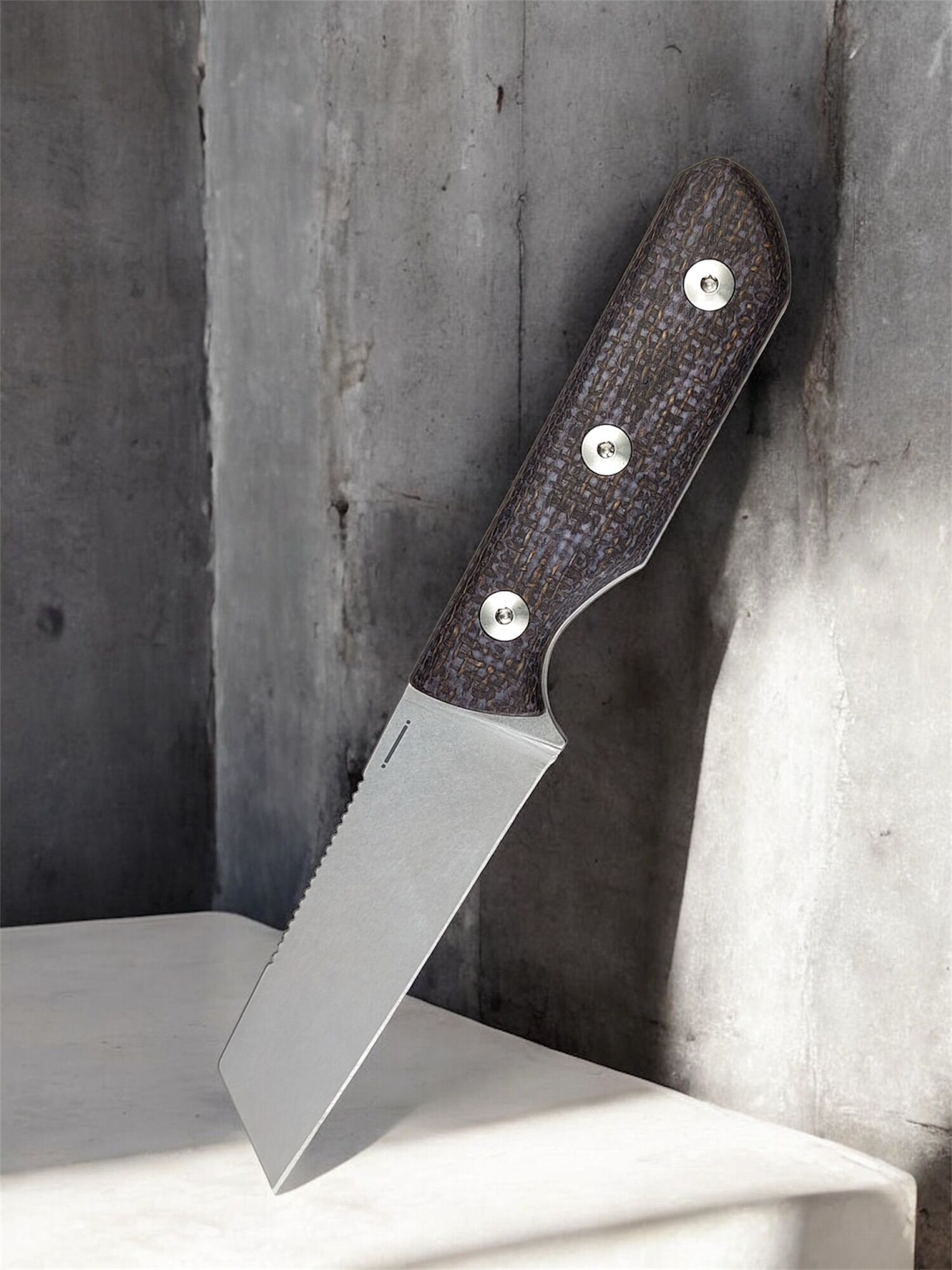 Straight Line EDC | SCORER | Magnacut SW / Brown Burlap Micarta - Designed by Igor Bortolussi – Bild 2