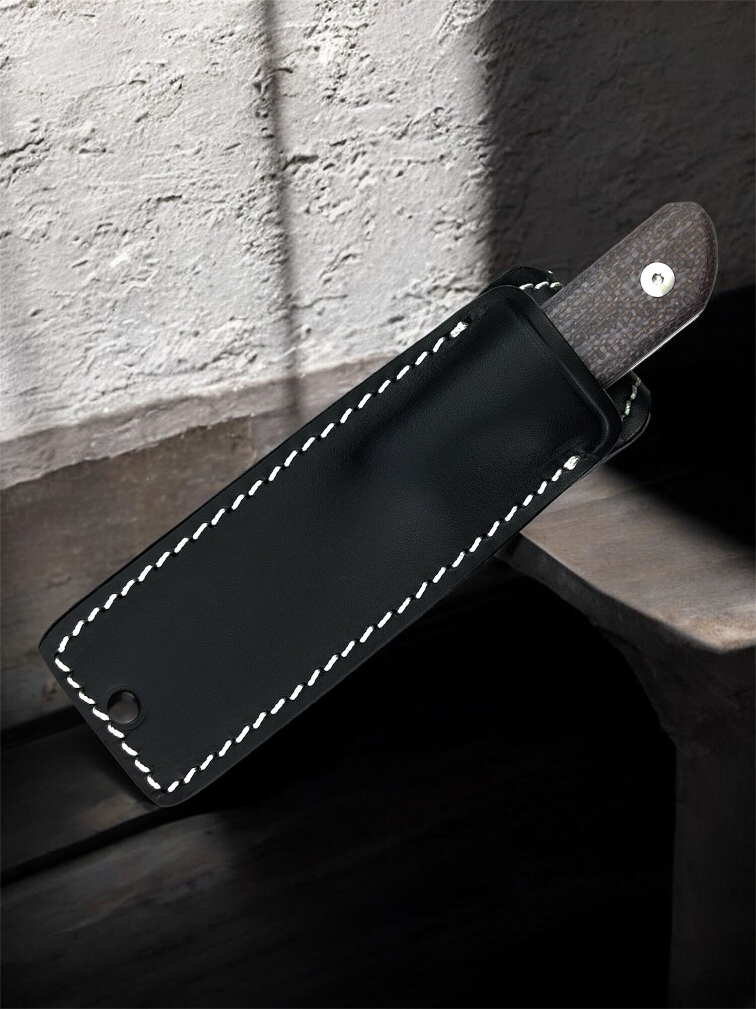 Straight Line EDC | SCORER | Magnacut SW / Brown Burlap Micarta - Designed by Igor Bortolussi – Bild 4