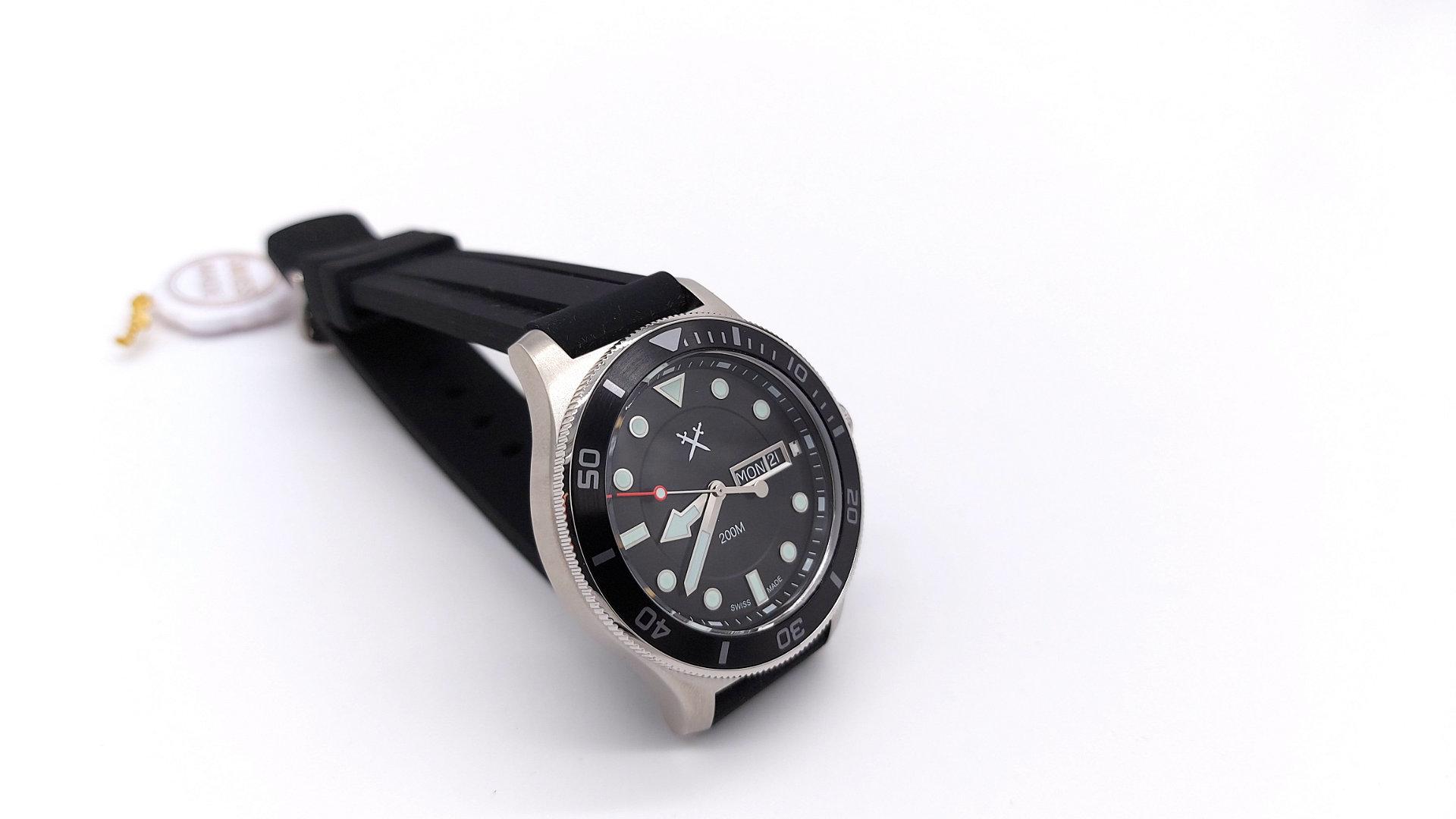Tools For Gents DIVER 42,5 mm Quarz Sportuhr ETA 955.122 (Schwarz) SWISS MADE (VORFÜHRMODELL) – Bild 9