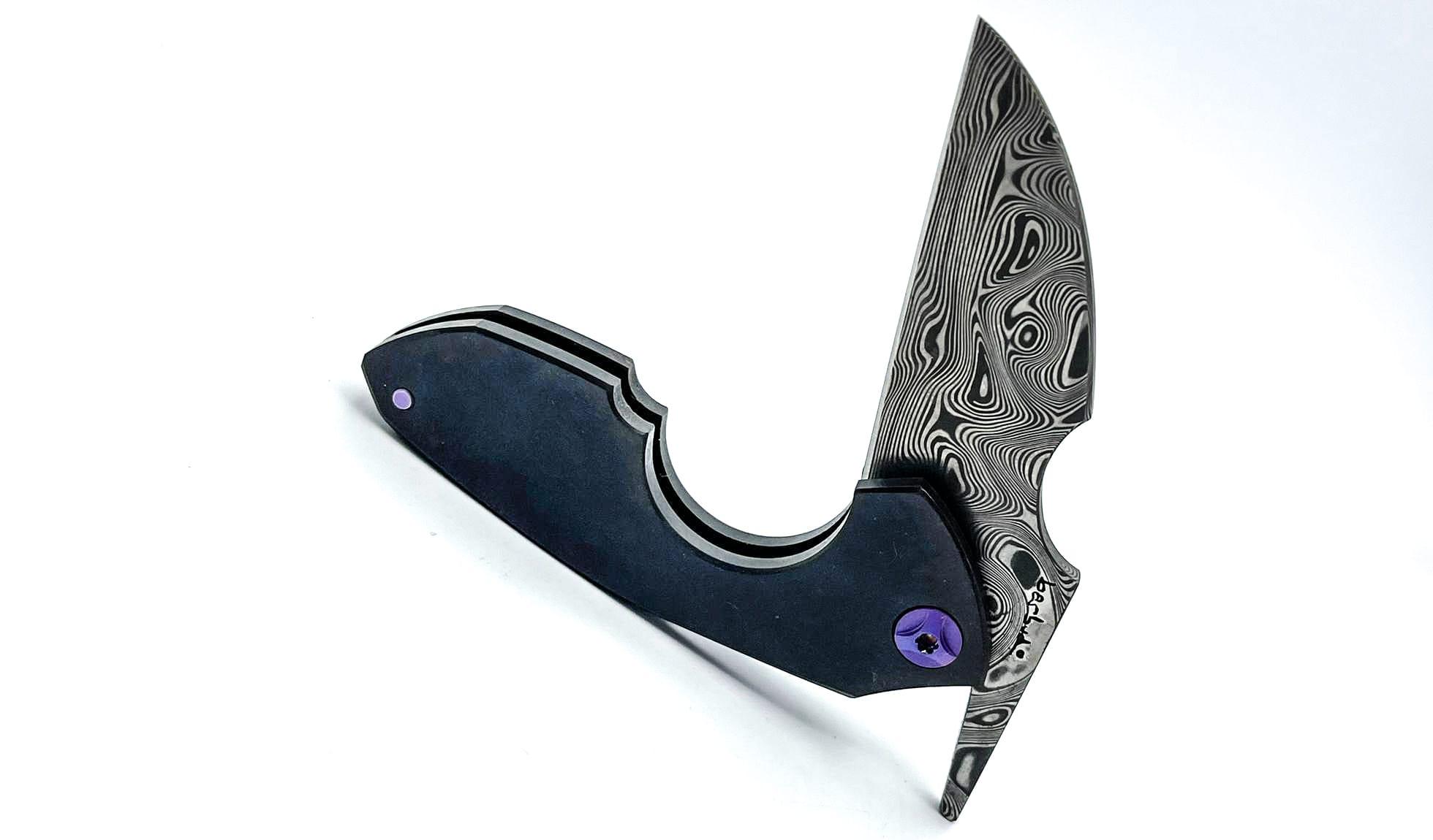NAVAJAS BARBUDO, Magallanes Cigar Cutter Friction Folder, DAMASTEEL , TITAN, PINKE SCHRAUBEN & SPACER, handgemacht FULL CUSTOM / No. 29 – Bild 7