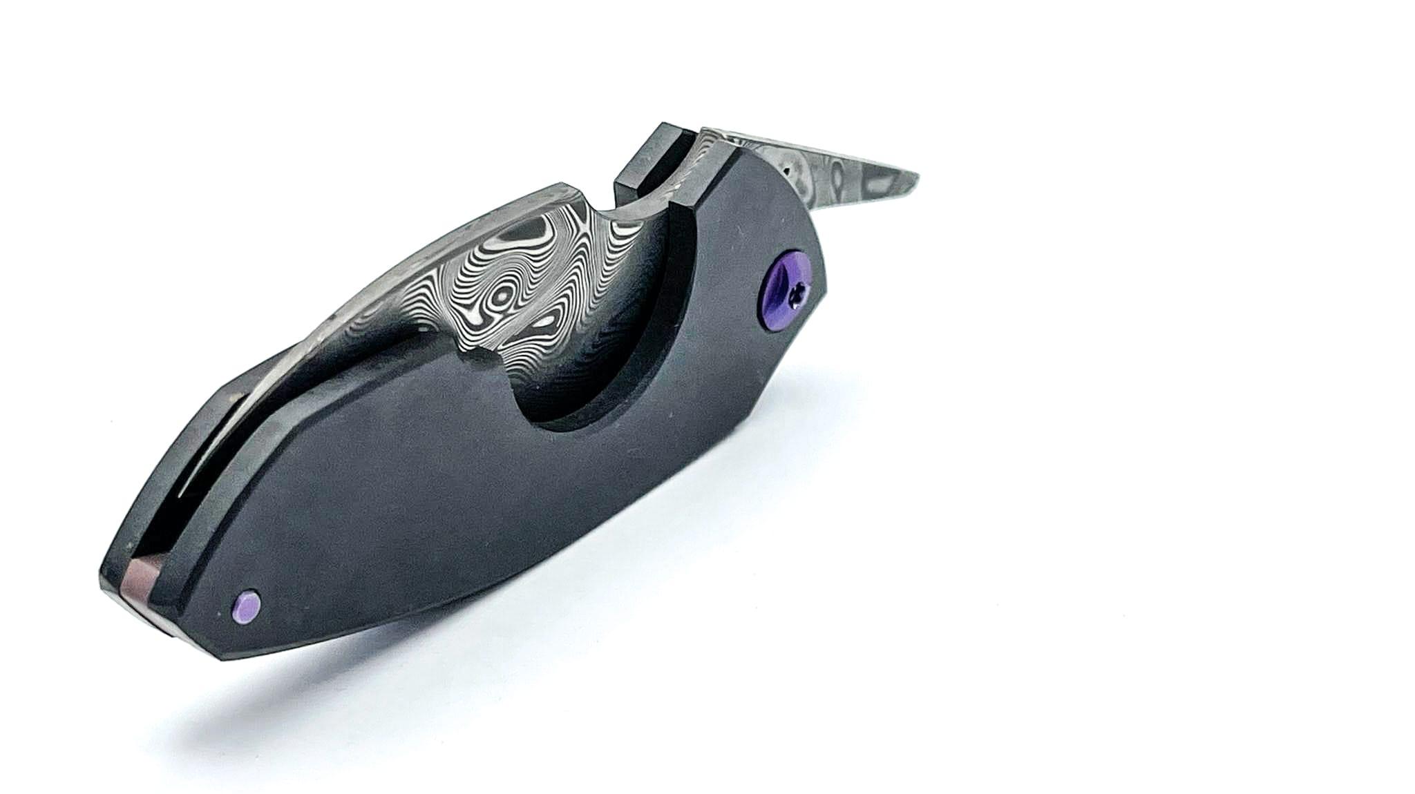 NAVAJAS BARBUDO, Magallanes Cigar Cutter Friction Folder, DAMASTEEL , TITAN, PINKE SCHRAUBEN & SPACER, handgemacht FULL CUSTOM / No. 29 – Bild 5