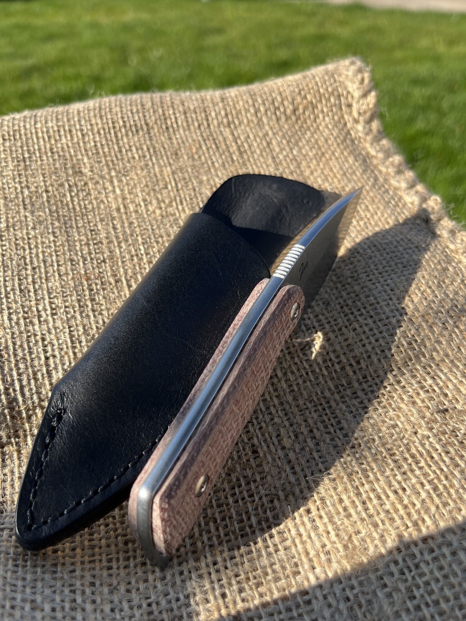 Mercury | Kali | Drop Point N690, Red Burlap Micarta - Image 8