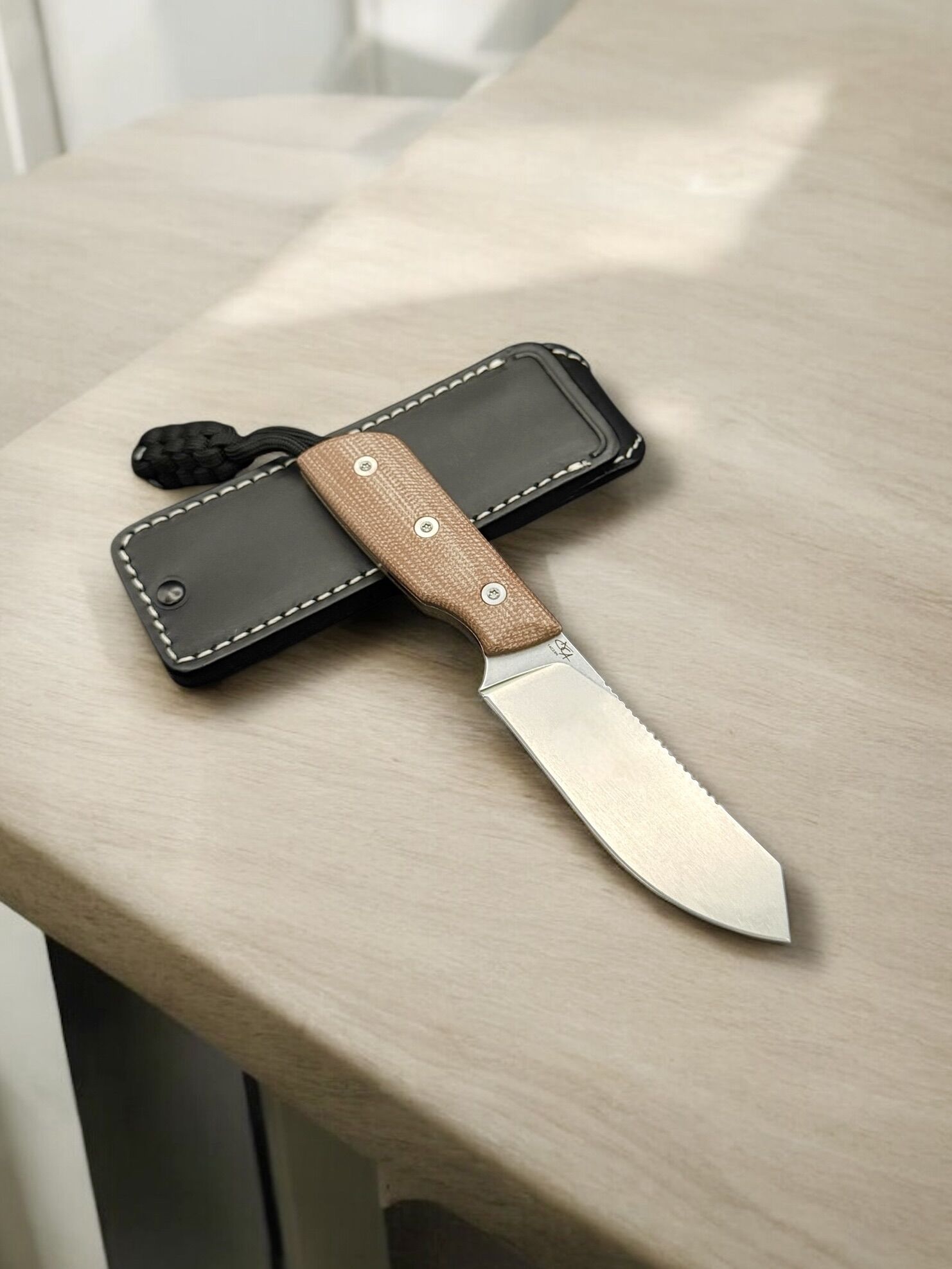 Straight Line EDC "DIGGER" 14C28N / Natural Canvas Micarta - Image 2