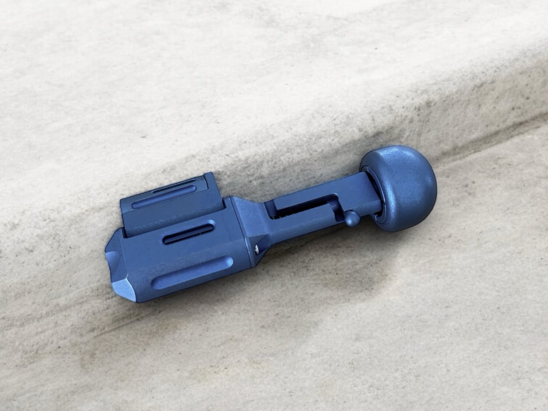 Straight Line | Revolve 2.0 | Blue anodized + stonewash Titanium - Image 4