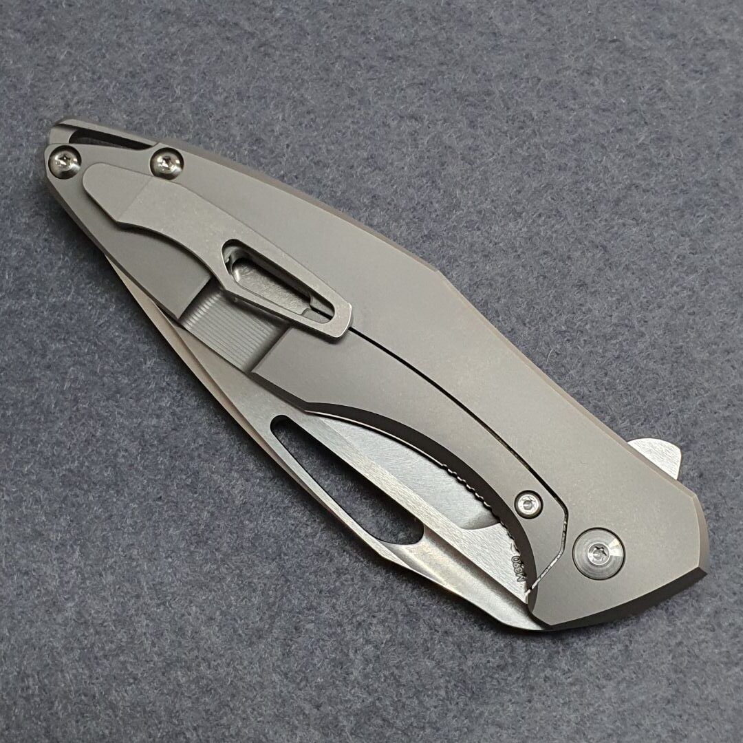 KOENIG Knives "Arius" - Böhler M390 / Carbon / Titan (SH) - Image 6