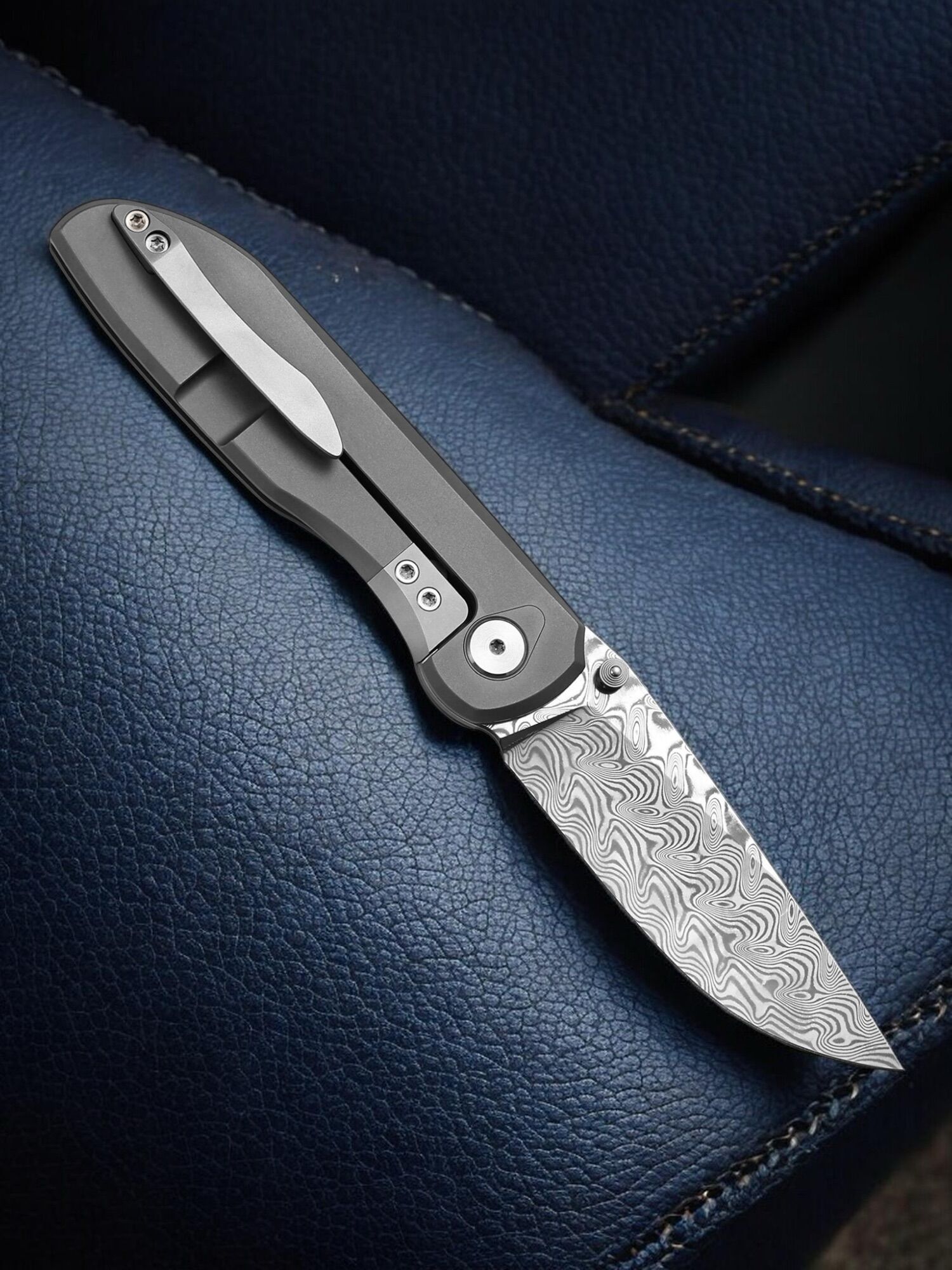Vanguard Knives | Cheetah Integral | VG-10 Damascus & Gray Titanium - Image 3
