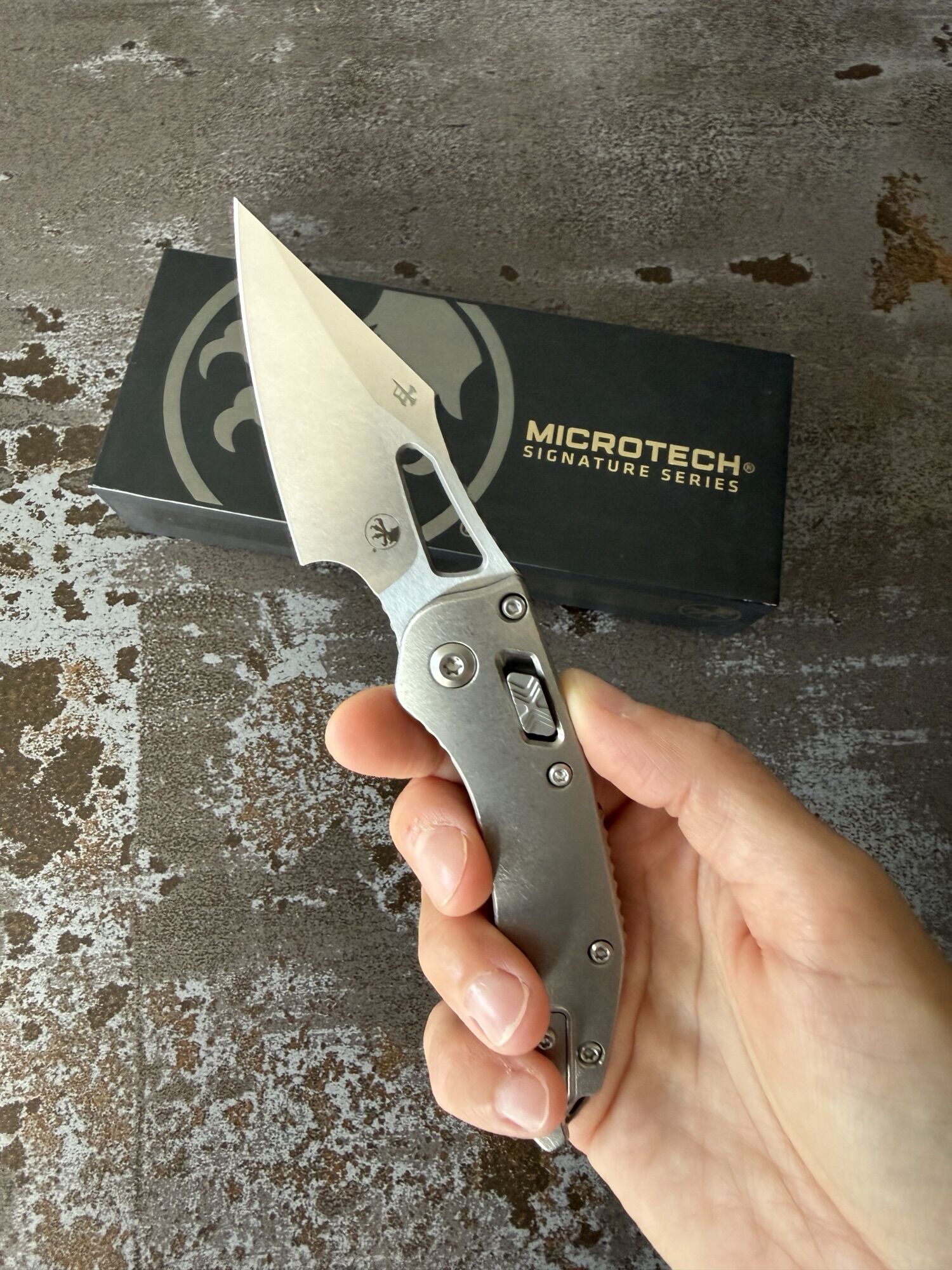 Microtech | M-STITCH (Mini Stitch) | RAM-LOK® Marfione Select – Stonewash Titanium | Bronze Accent | Double Vapor Blast Stainless Steel – Bild 4
