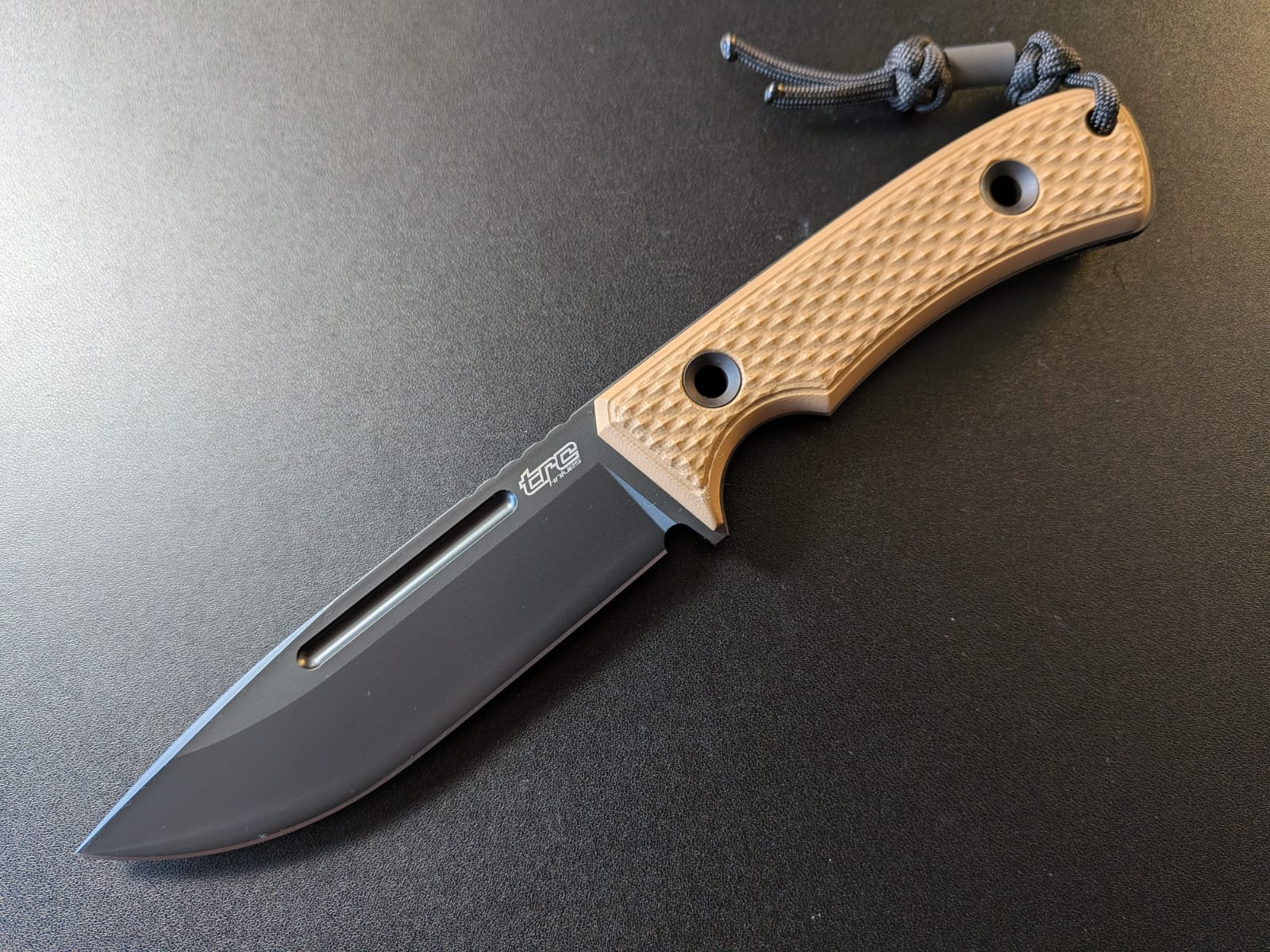 TRC Knives | South Pole | V4E, DLC-Finish, Coyote G-10 & Multicam Black Kydex Sheath – Bild 8