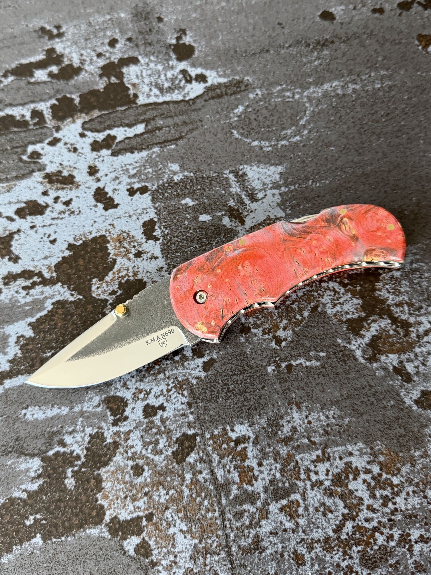 TFG | K.M.A. USTA BACKLOCK | Burl | Hand Finished Guilloché - N690 Semi Mirror Polish – Bild 8
