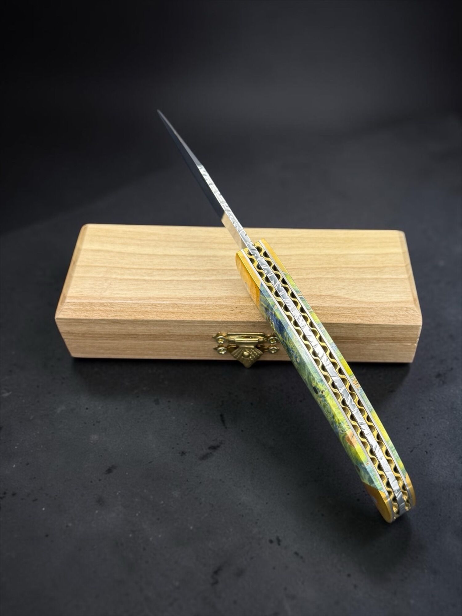 TFG | K.M.A. MASTER WORK Ince | Inlay – Burl | Hand Finished Guilloché - Slipjoint N690 Semi Mirror Polish - Image 11