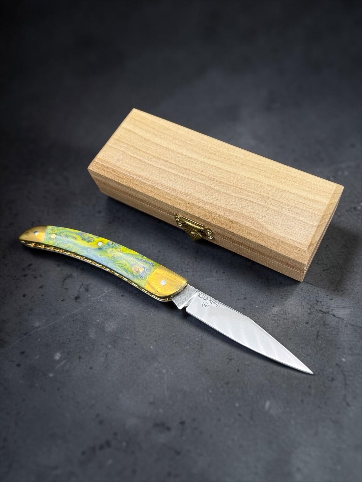 TFG | K.M.A. MASTER WORK Ince | Inlay – Burl | Hand Finished Guilloché - Slipjoint N690 Semi Mirror Polish - Image 9