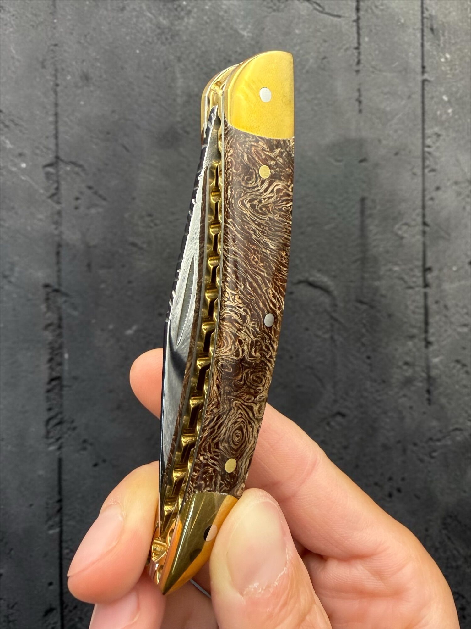 TFG | K.M.A. MASTER WORK Ince | Inlay – Burl | Hand Finished Guilloché - Slipjoint N690 Semi Mirror Polish - Image 12
