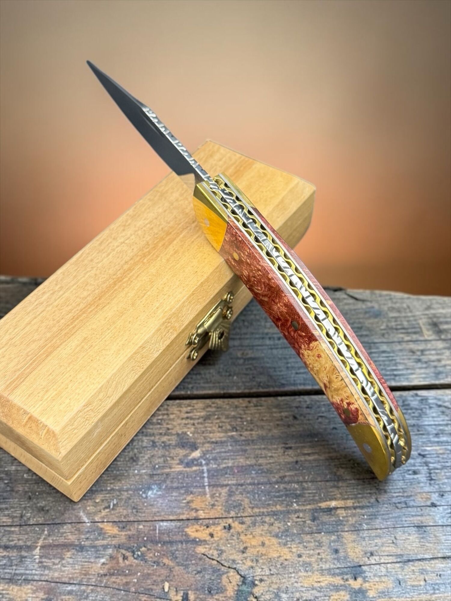 TFG | K.M.A. MASTER WORK Ince | Inlay – Burl | Hand Finished Guilloché - Slipjoint N690 Semi Mirror Polish - Image 7