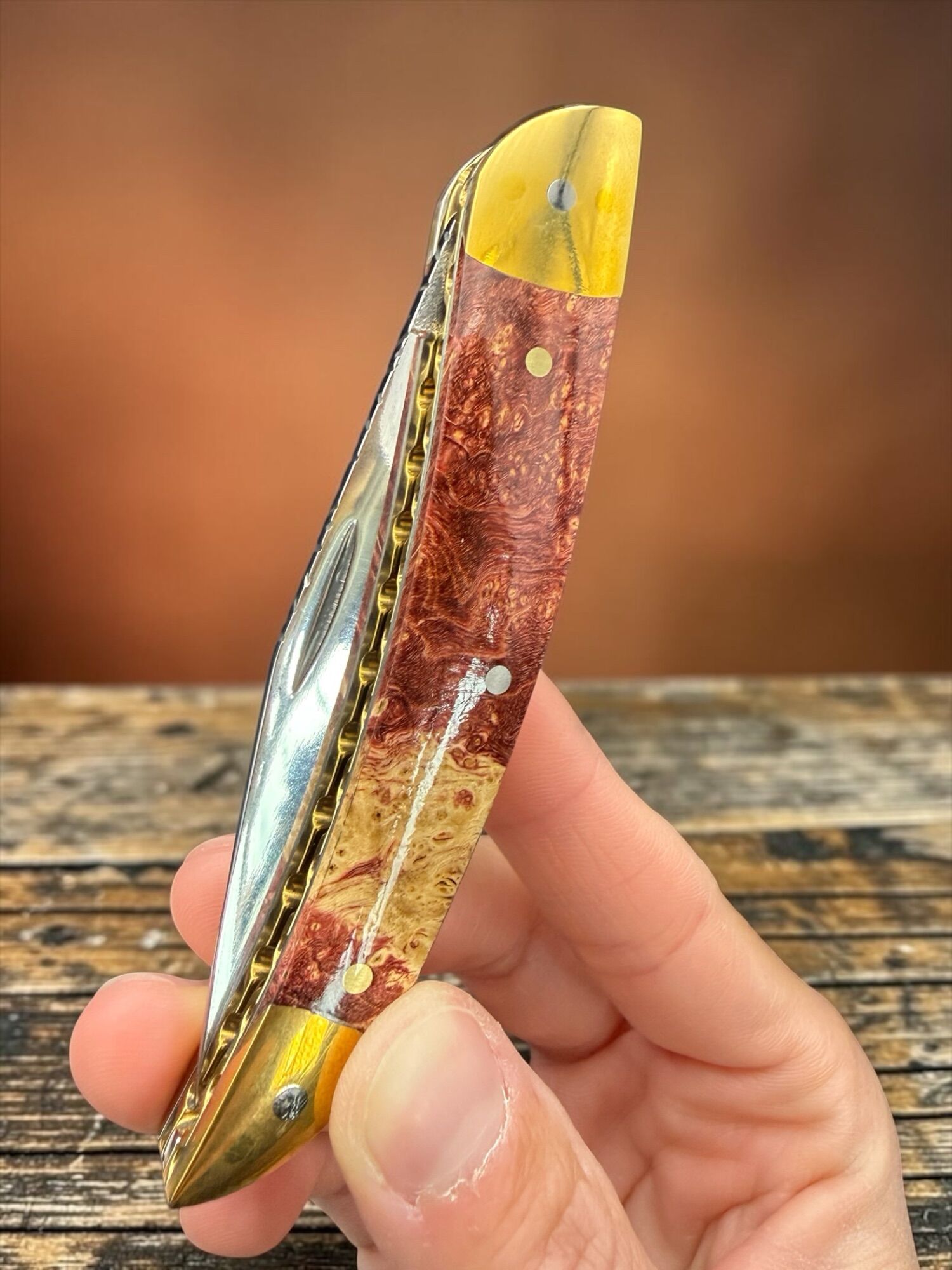 TFG | K.M.A. MASTER WORK Ince | Inlay – Burl | Hand Finished Guilloché - Slipjoint N690 Semi Mirror Polish - Image 5