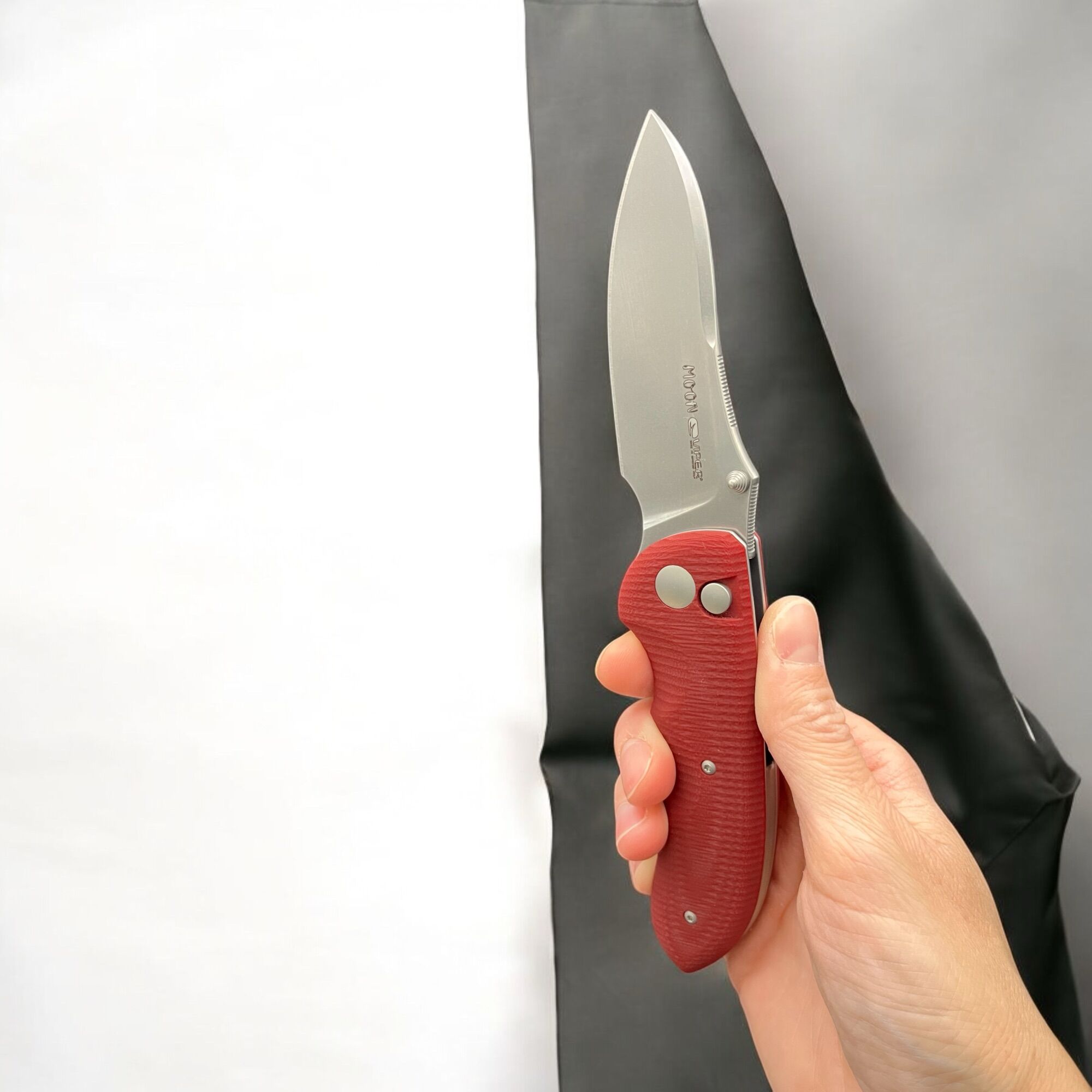 Viper | MOON | Magnacut / G10 red – Designed by Fabrizio Silvestrelli - Image 10