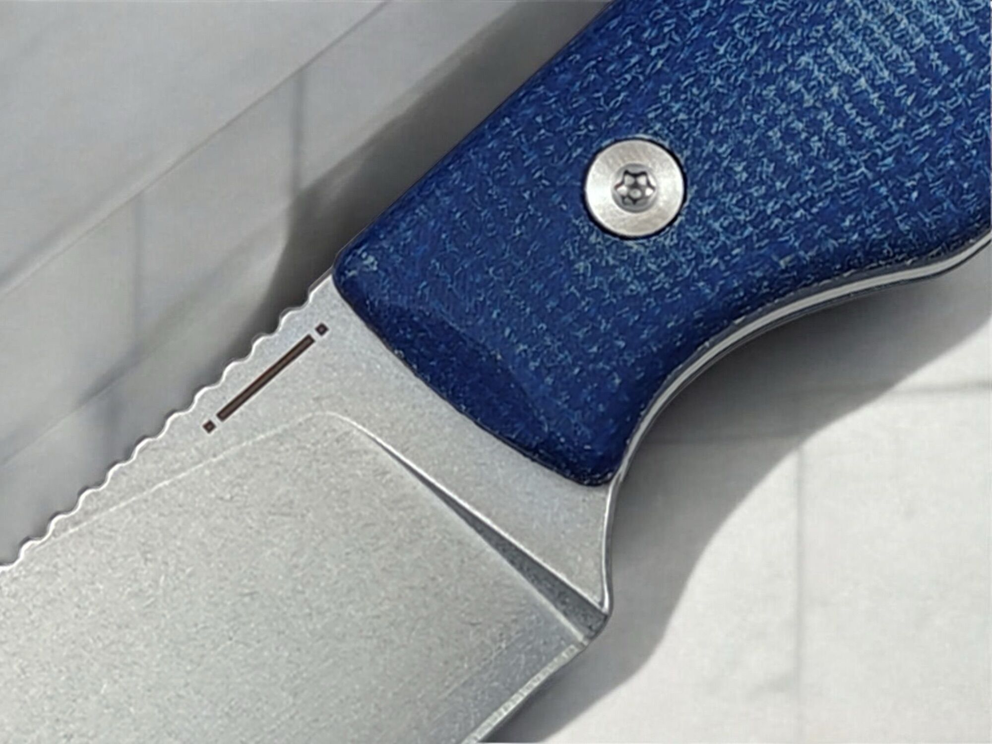 Straight Line EDC | BIGGER DIGGER | 14C28N / Blue Canvas Micarta - Image 2