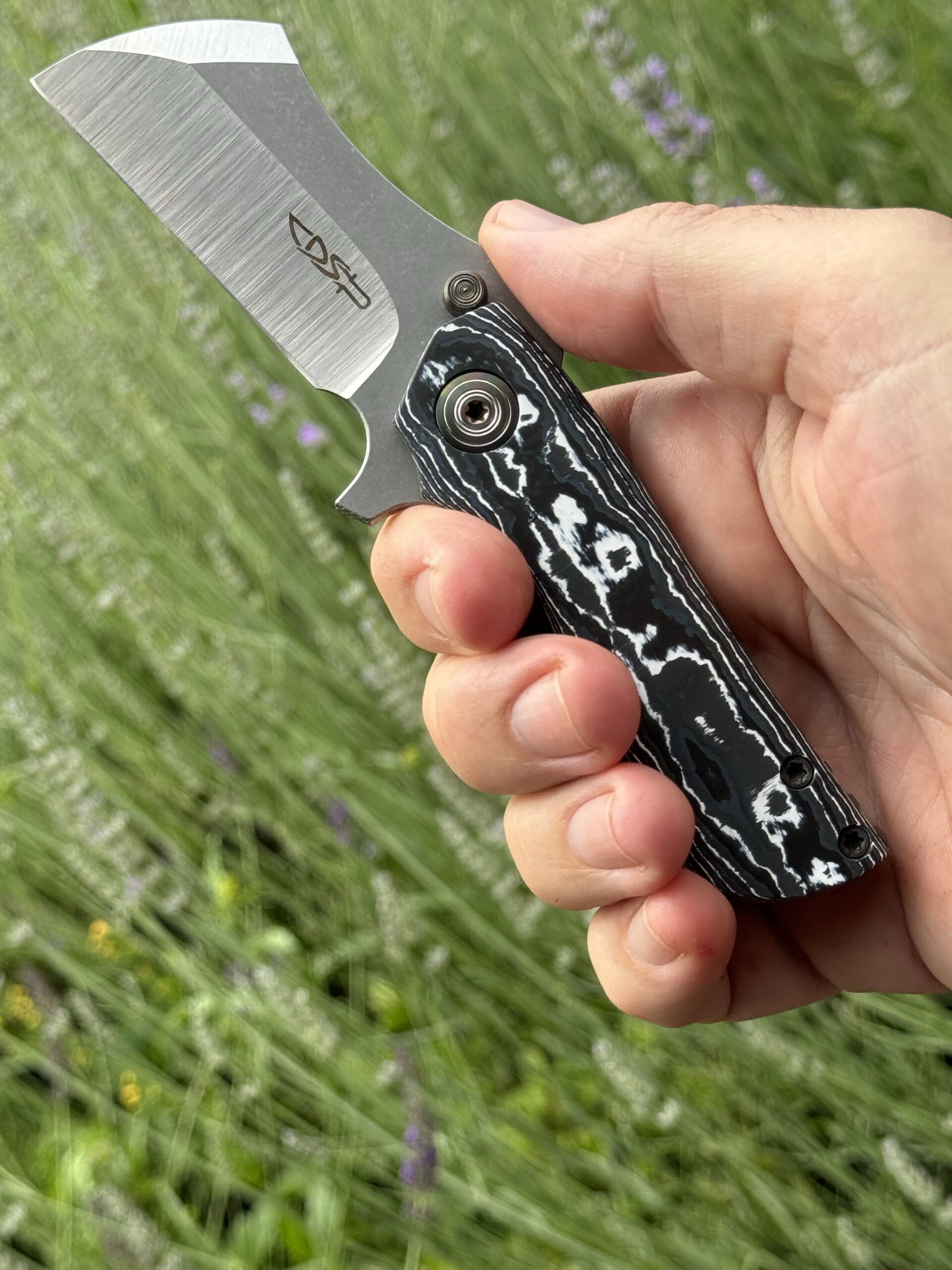 DARAC STEEL CUSTOM KNIVES "TOUCAN" Framelock Folder Titan Fatcarbon Inlays Zirconium Clip & Backspacer M390 – Bild 12